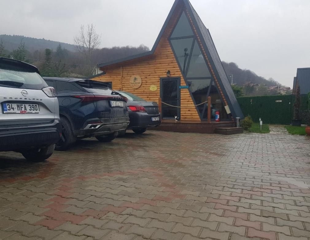 Teona Kartepe Bungalov Eksteriør billede